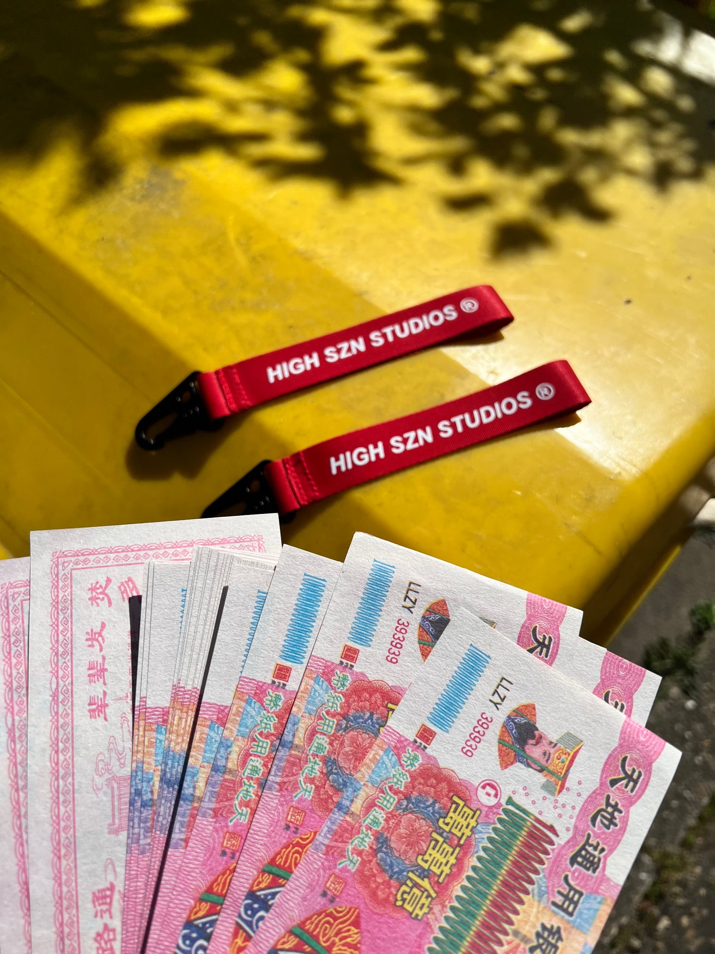 HIGH SZN® KEYRING / RED