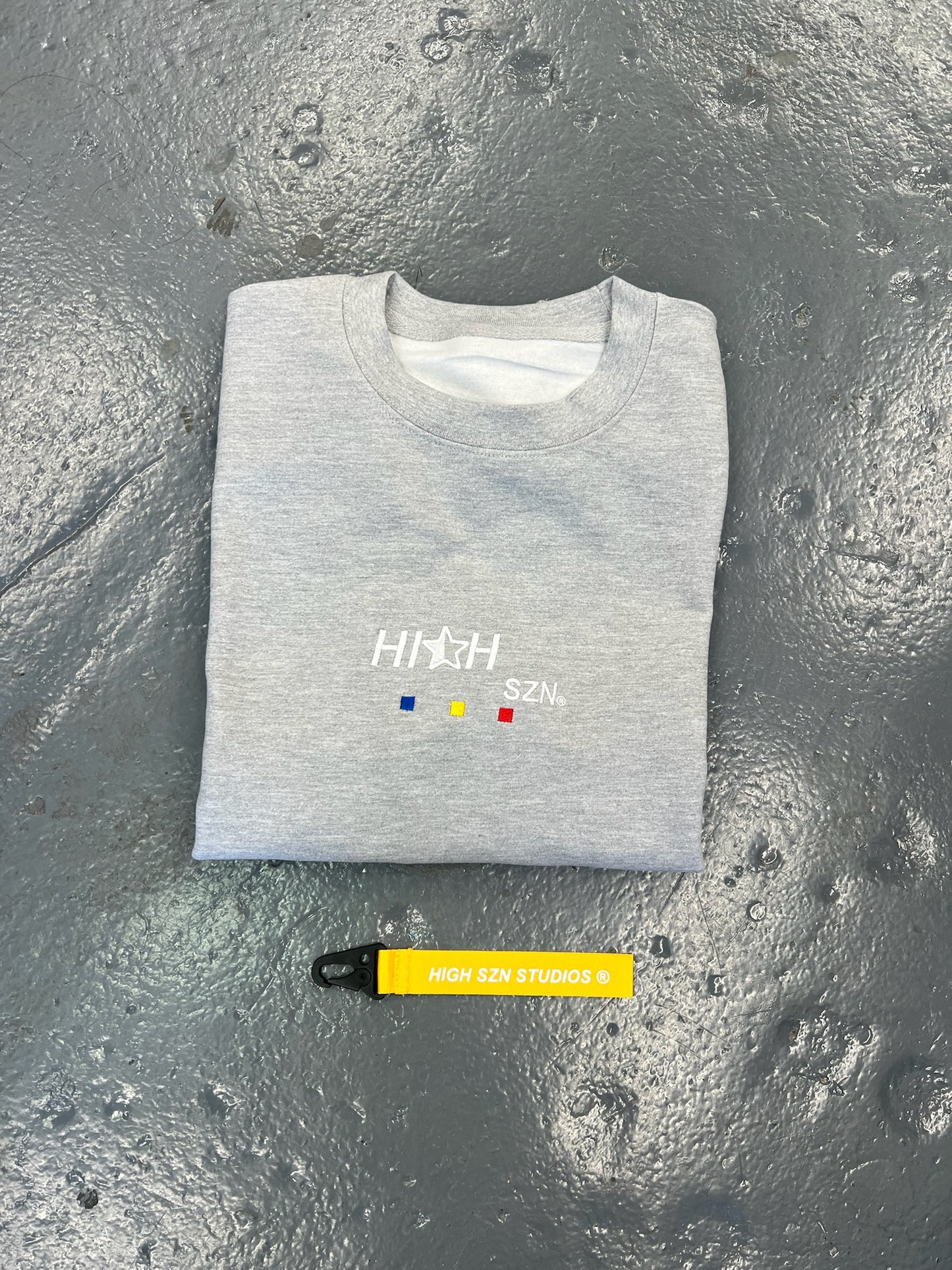 HIGH SZN® (HAZARD) 1/2 STAR LOGO JUMPER