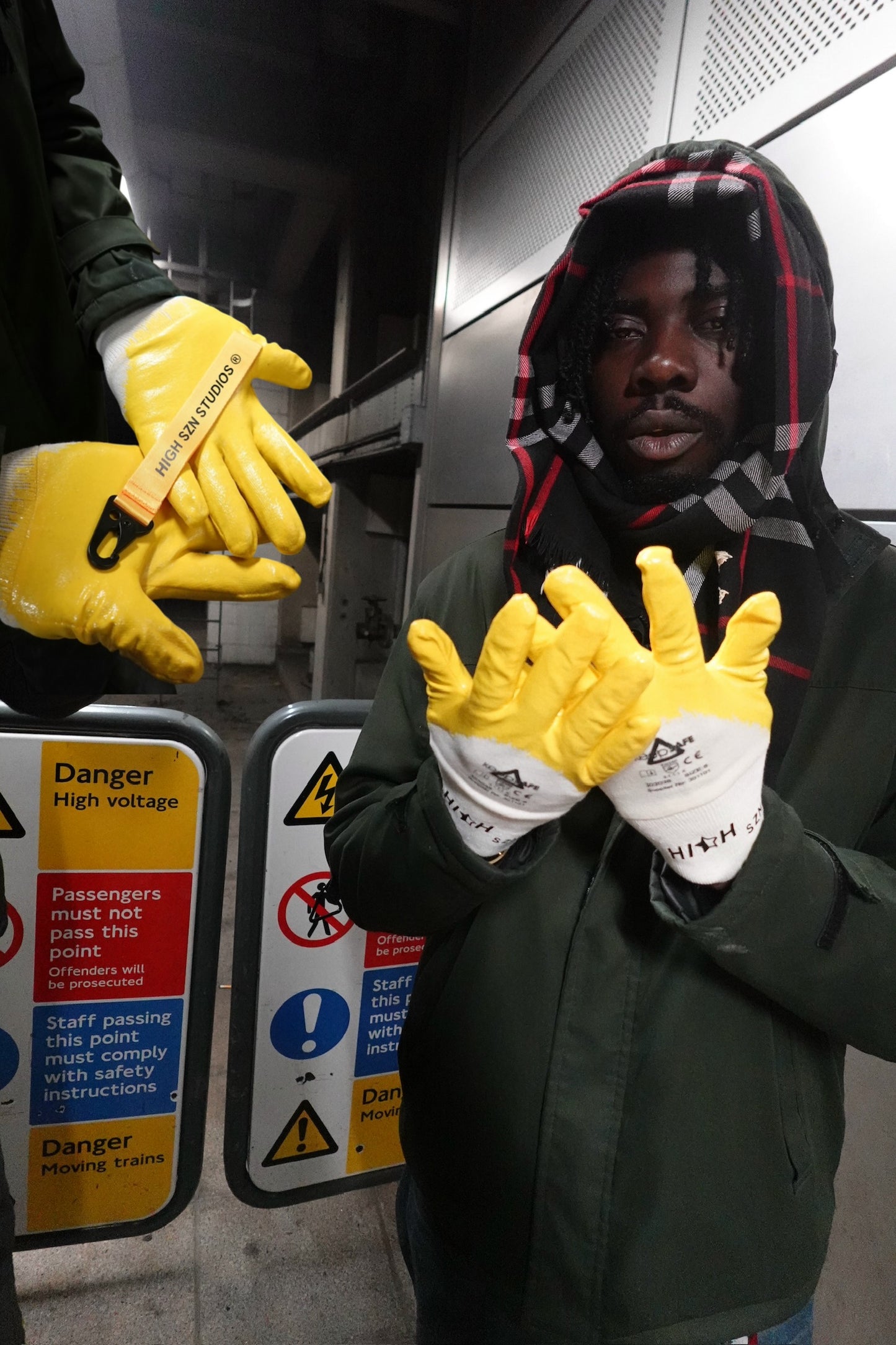 HIGH SZN® ( HAZARD GLOVES ) RAD BLUE