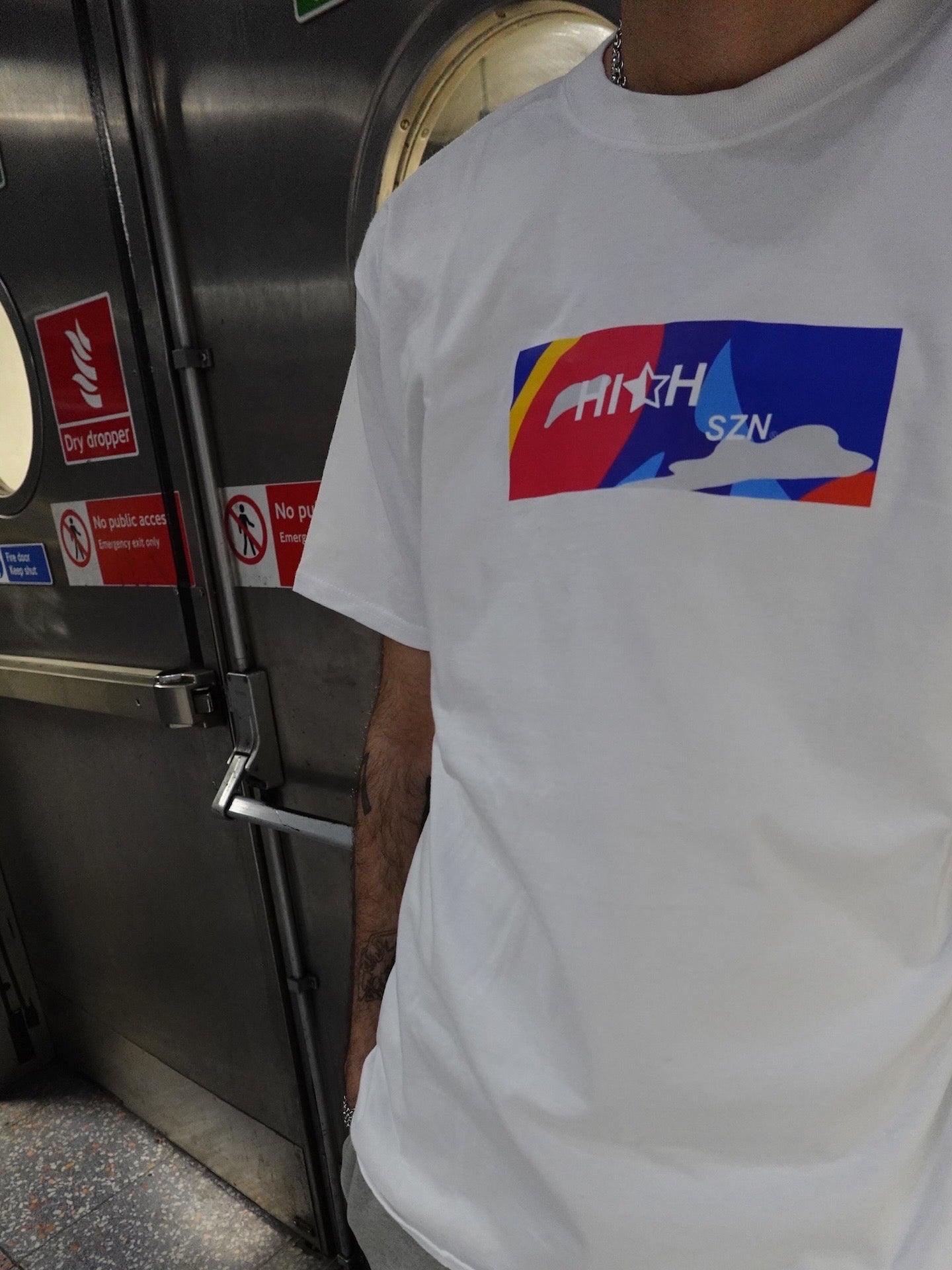 HIGH SZN® NAVY VOLTAGE T- SHIRT ( HAZARD COLLECTION)